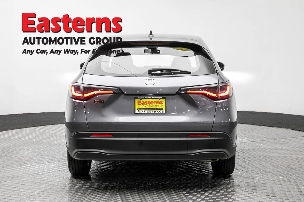 Used 2023 Gray Honda LX image 6