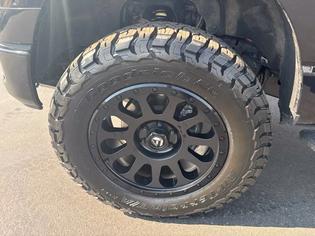 Used 2025 Black Ford Tremor image 5