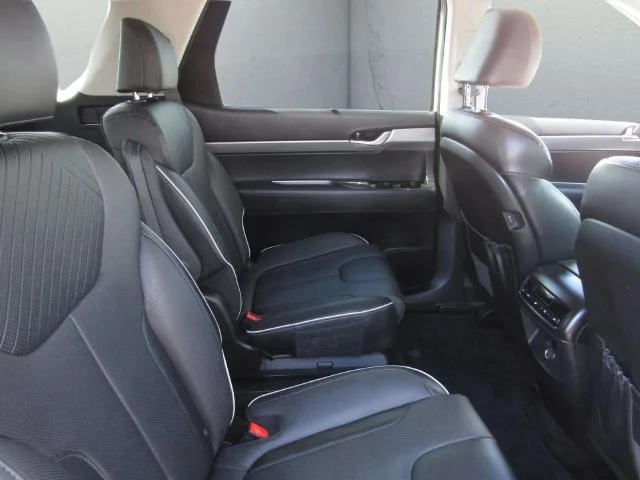 Used 2025 White Hyundai XRT image 12