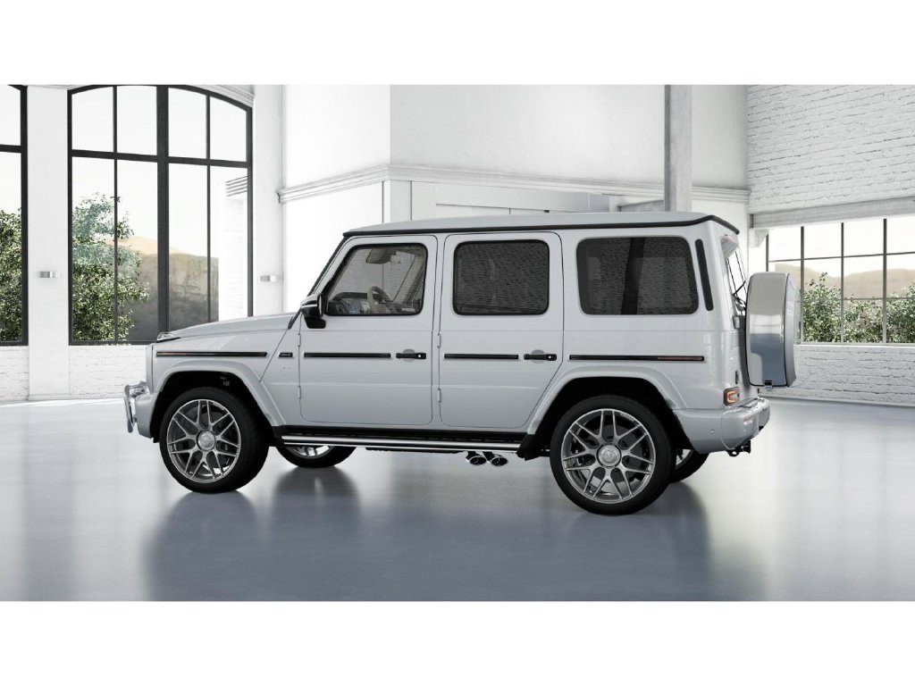 New 2027 MANUFAKTUR Moonlight White Metallic Mercedes-Benz AMG® G 63 SUV image 32