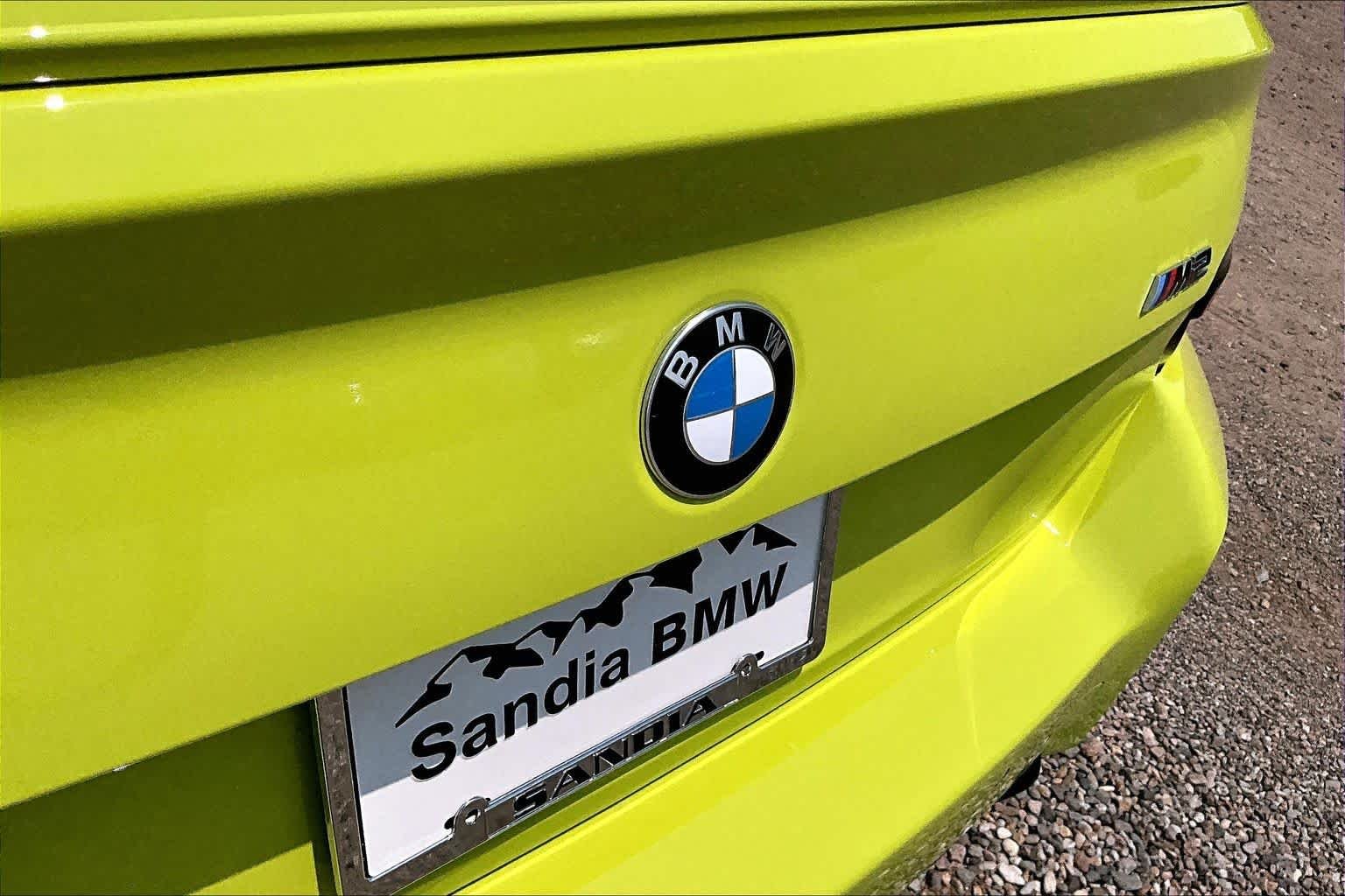 Used 2026 Sao Paulo Yellow BMW  image 39