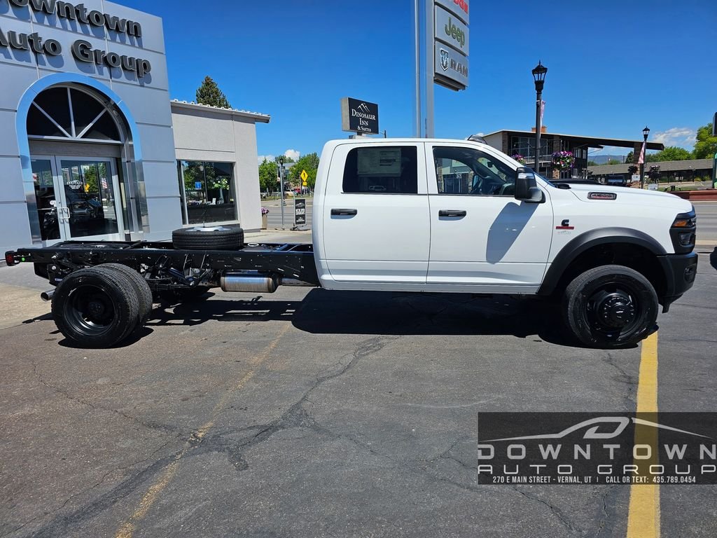 New 2026 Bright White Clearcoat RAM Tradesman image 2