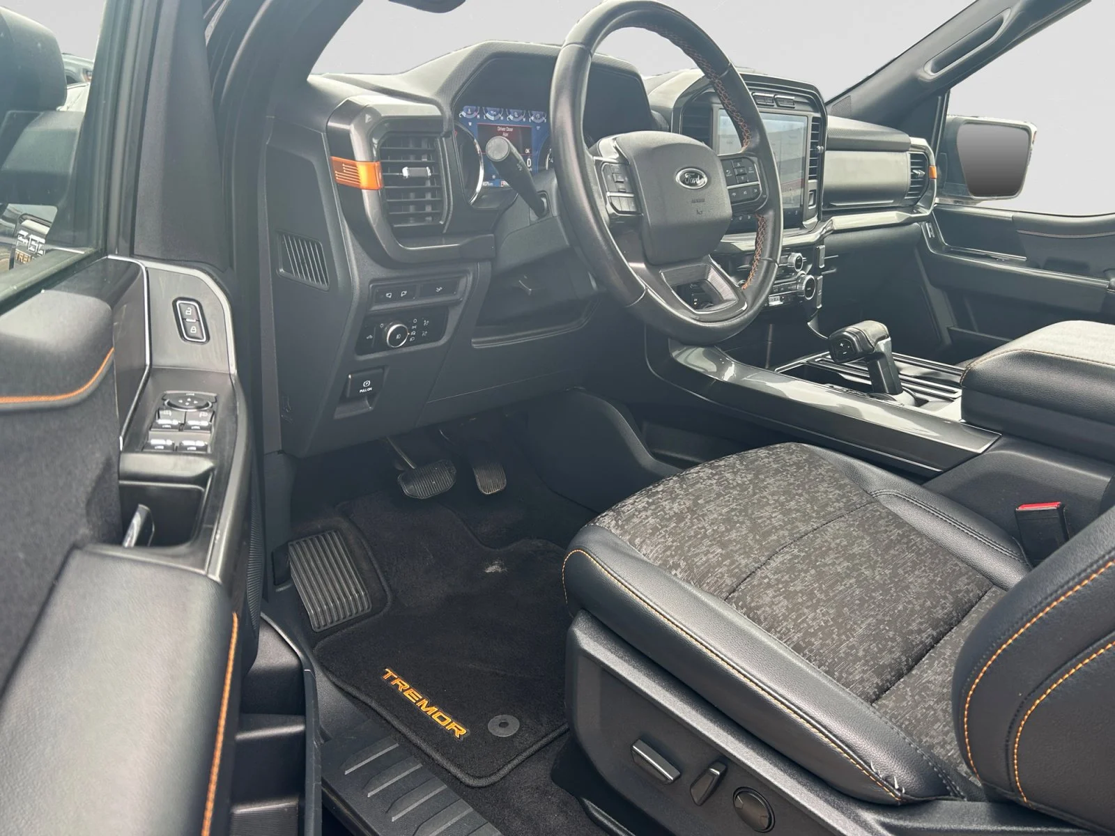Used 2023 Black Ford TREMOR SuperCrew image 13