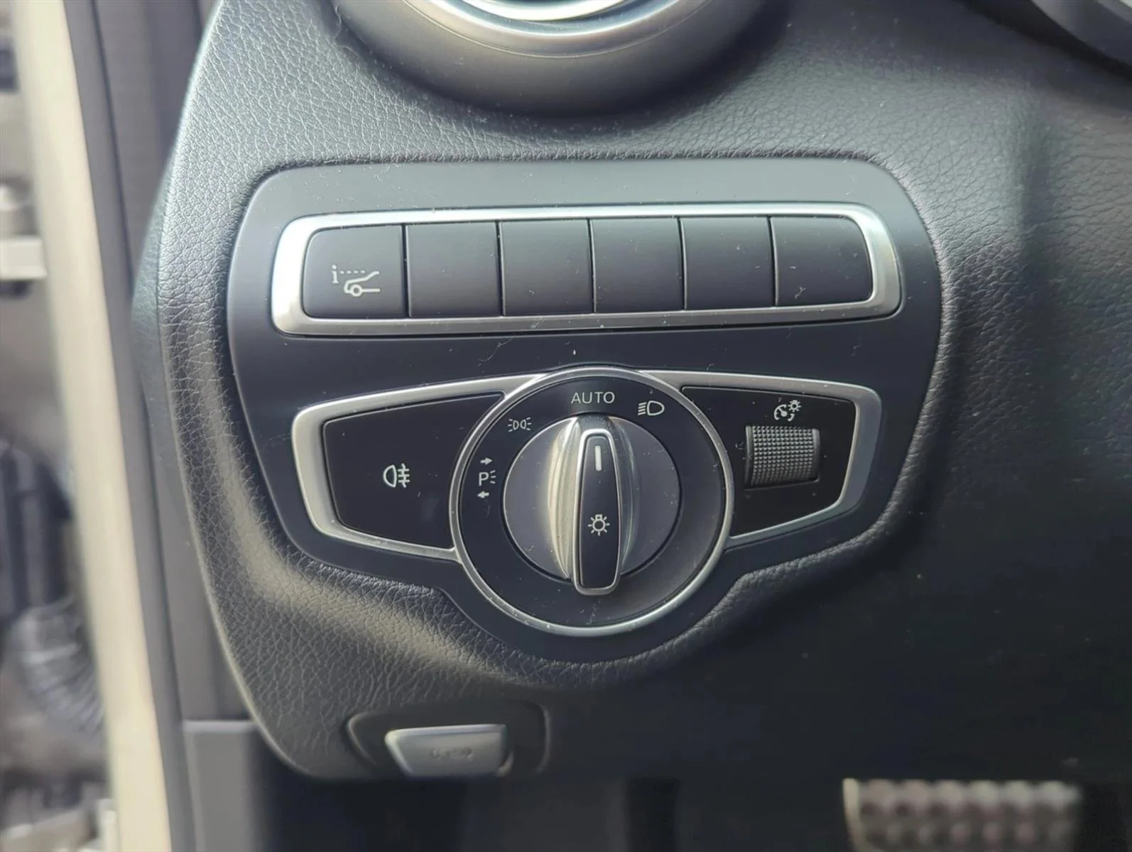 Used 2019 Mojave Silver Metallic Mercedes-Benz C 300 image 10