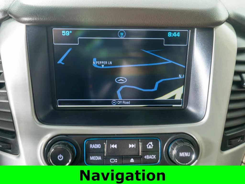 Used 2018 White GMC SLT image 21