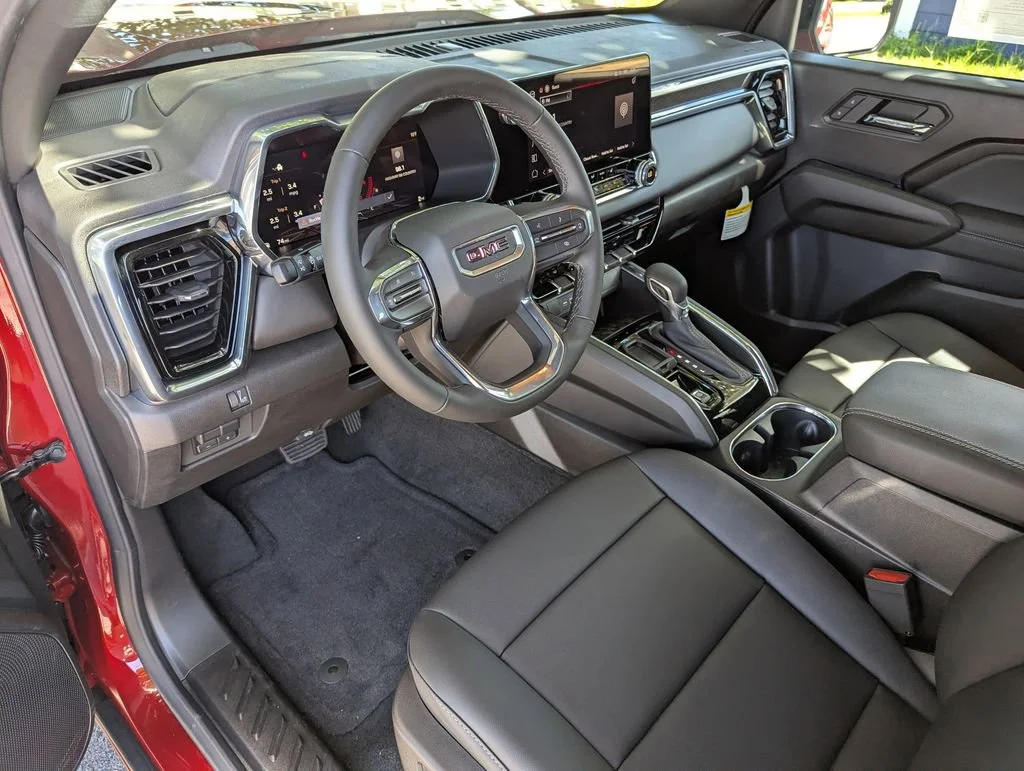 2026 GMC Canyon Elevation - Photo 10