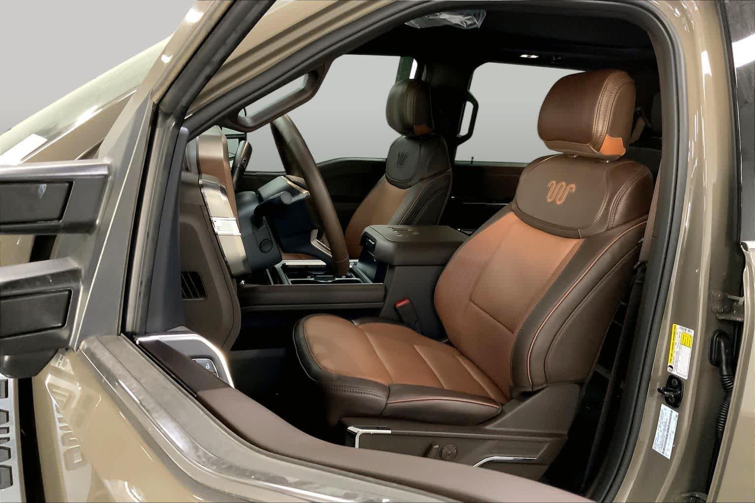 New 2027 Marsh Gray Metallic Ford F-250® King Ranch® image 8