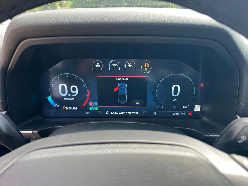 New 2026 Oxford White Ford Lariat® image 18