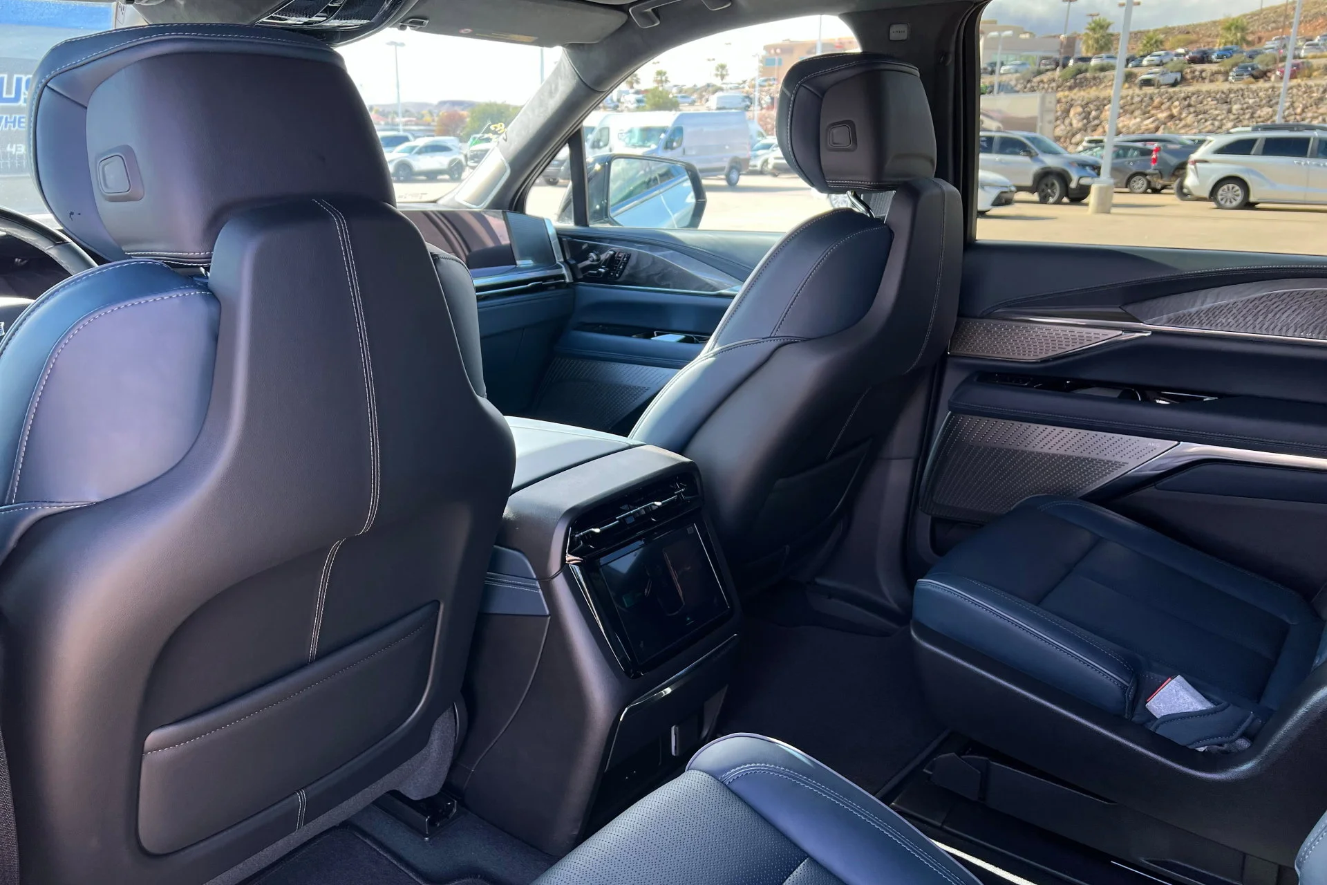 2025 Cadillac Escalade IQ Sport 2 - Photo 19