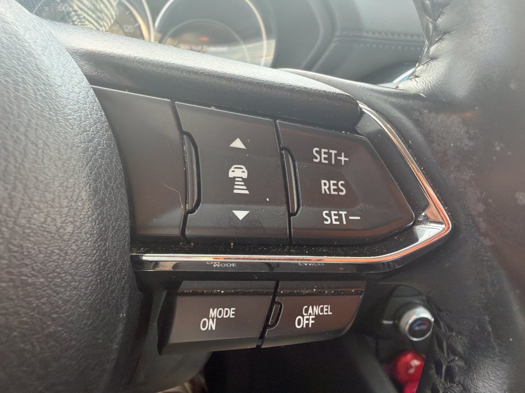 Used 2020 White Mazda Touring image 11