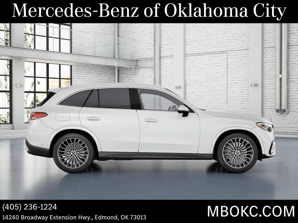 New 2026 MANUFAKTUR Moonlight White Metallic Mercedes-Benz GLC 300 image 61