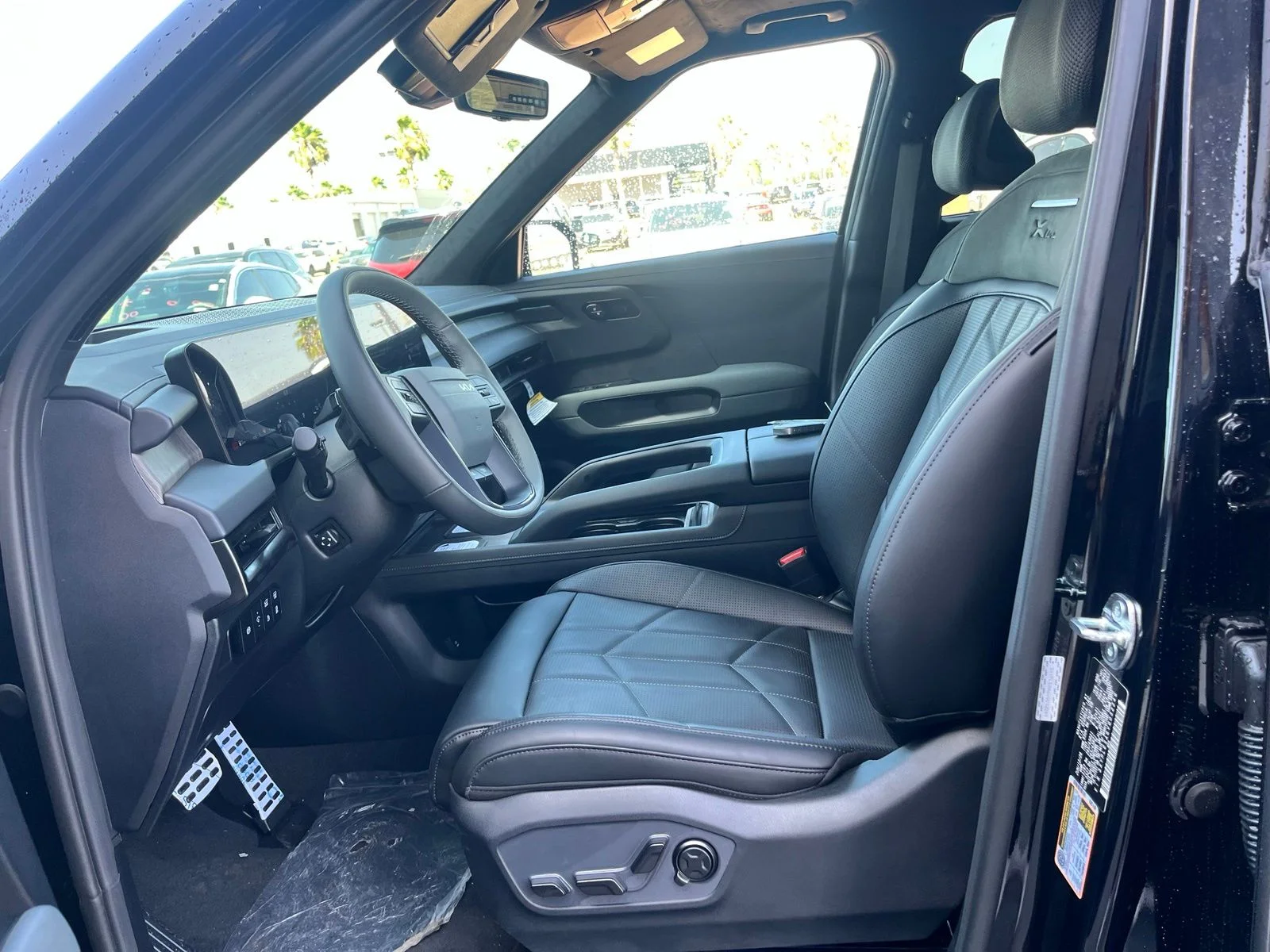New 2027 Black Kia X-Line SX Prestige image 15
