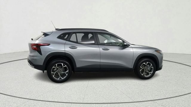 New 2026 Gray Chevrolet LT image 7