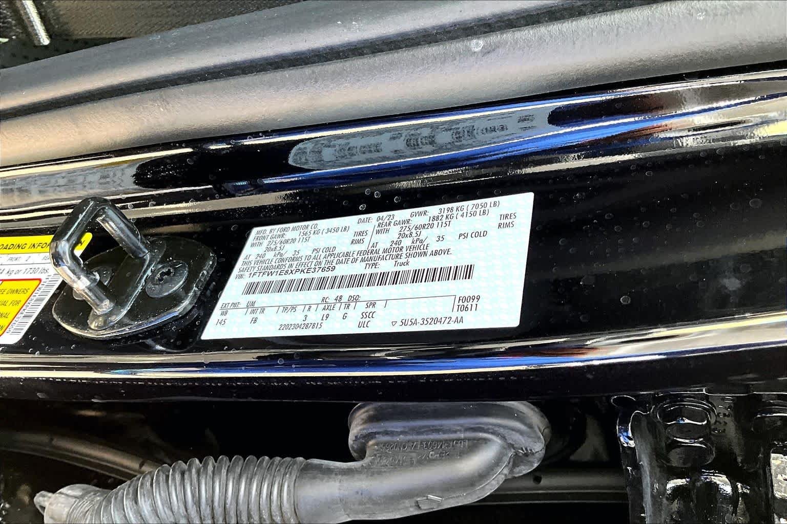 Used 2023 Agate Black Metallic Ford XLT image 34