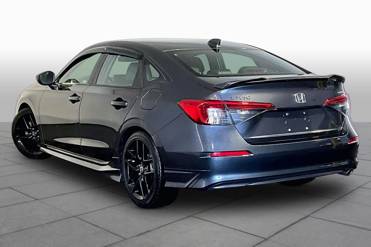 Used 2024 Meteorite Gray Metallic Honda Sport image 12