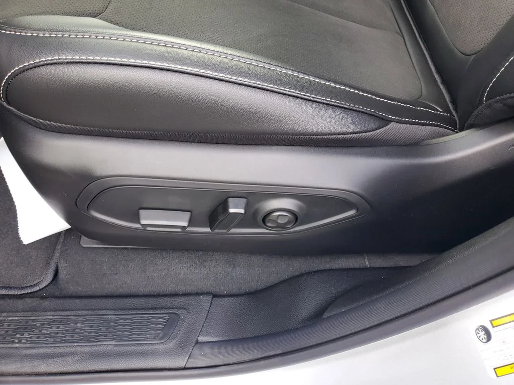 2025 Jeep Grand Cherokee Altitude - Photo 10
