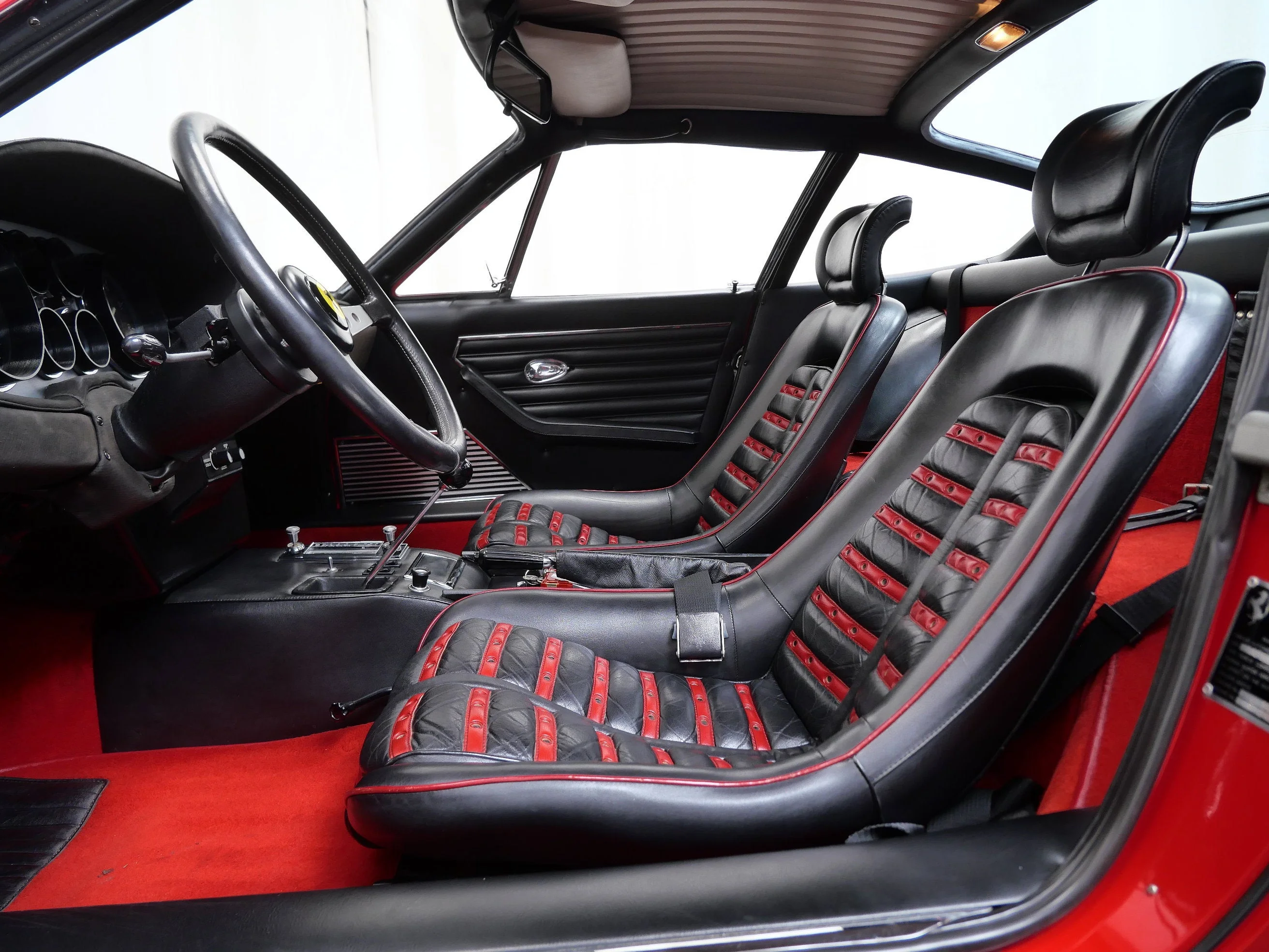 Used 1971 Rosso Chiaro Ferrari  image 20