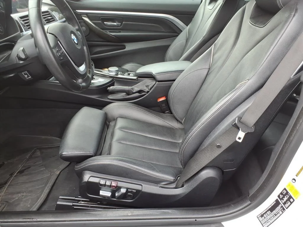 Used 2020 White BMW 440i xDrive image 13