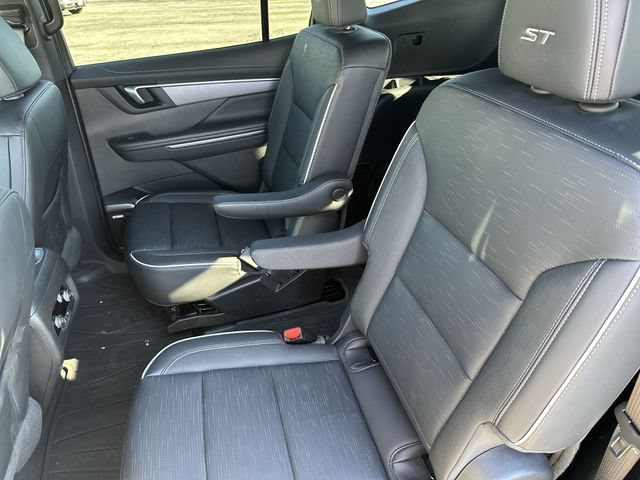 Used 2025 White Frost Tricoat Buick Sport Touring image 26