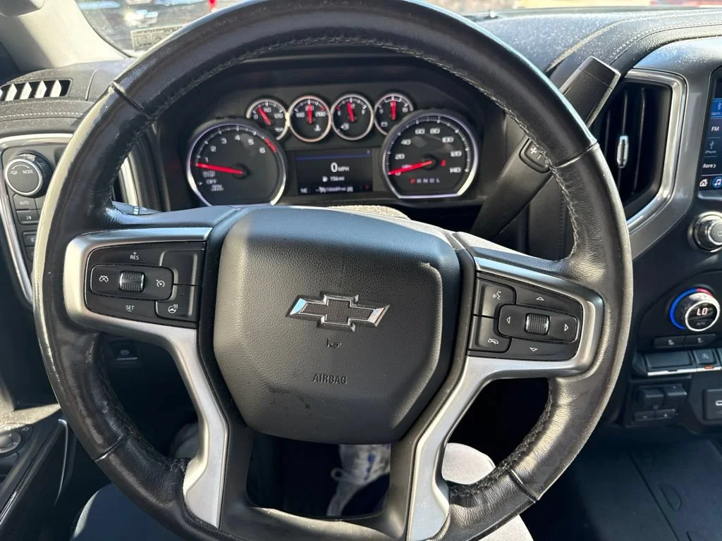 Used 2021 SUMMIT WHITE Chevrolet RST image 11