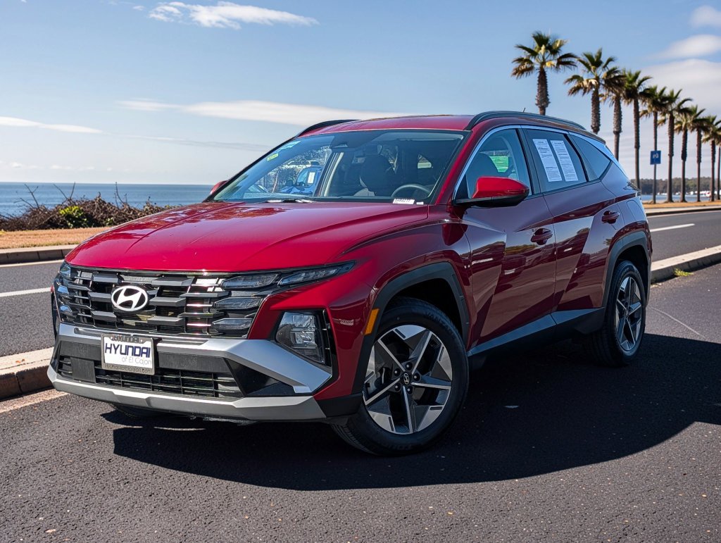 Certified Used 2025 Red Hyundai SEL image 2