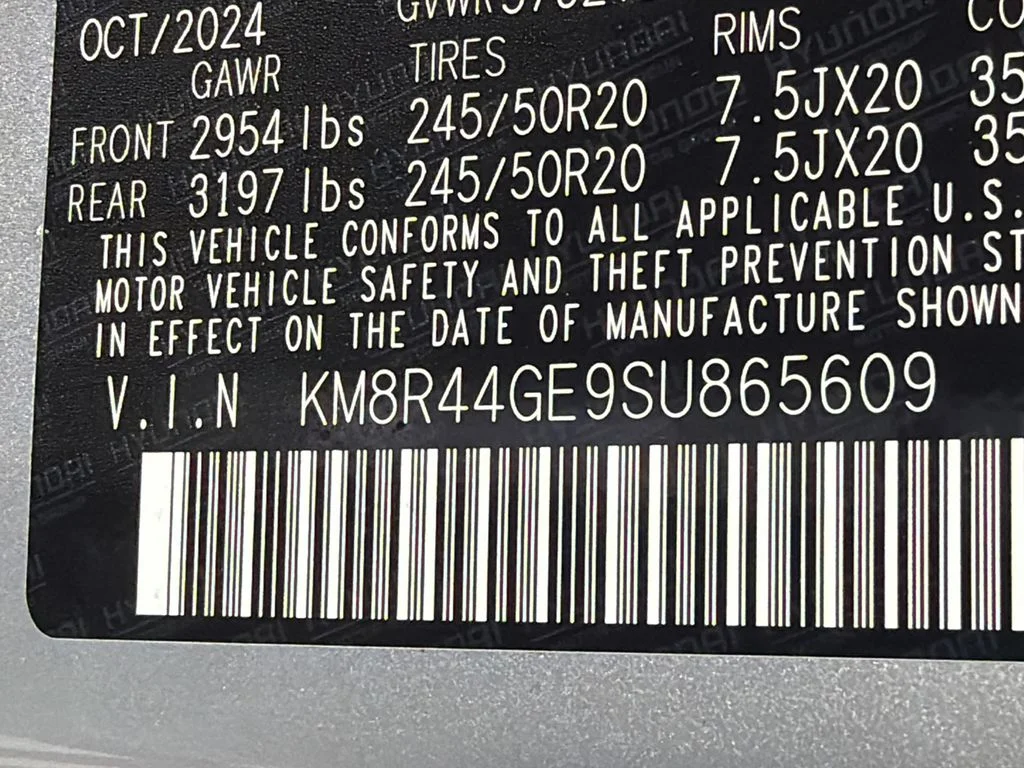 Used 2025 Silver Hyundai SEL Premium image 34