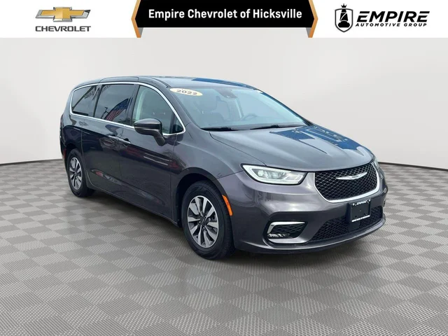 2022 Chrysler Pacifica Hybrid Touring L