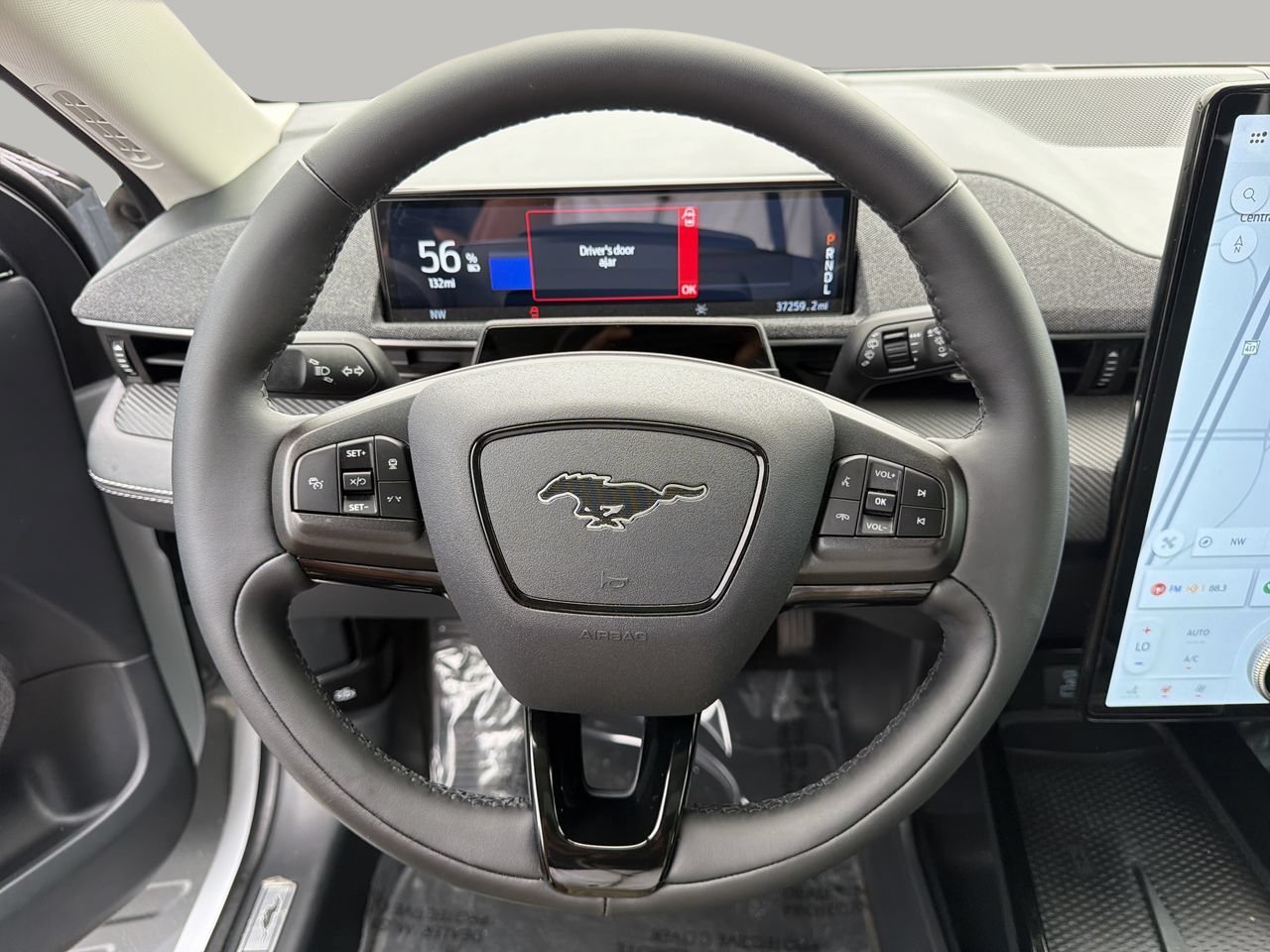 Used 2023 White Metallic Ford Premium image 30