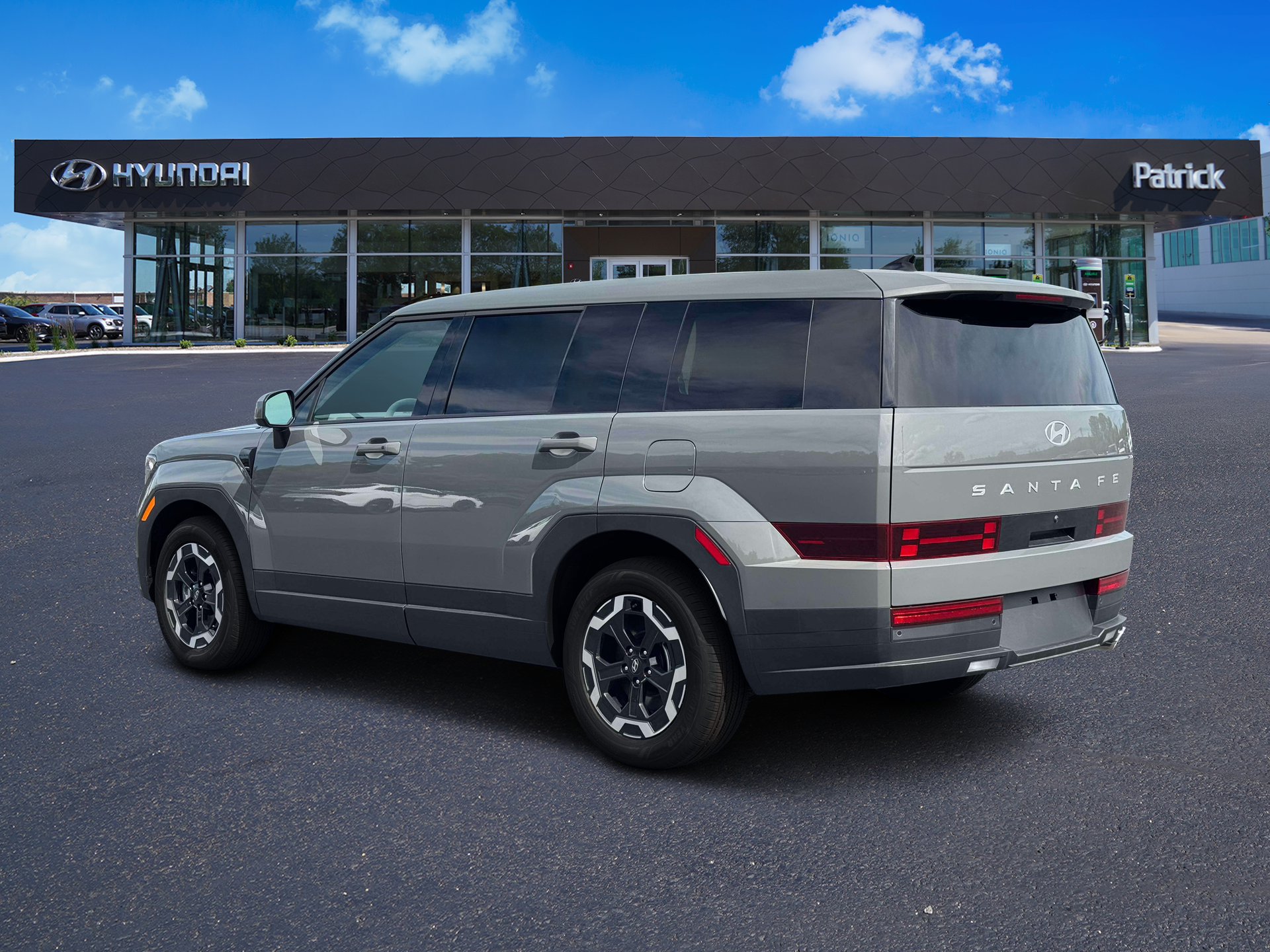 New 2027 Hampton Gray Hyundai SE image 4