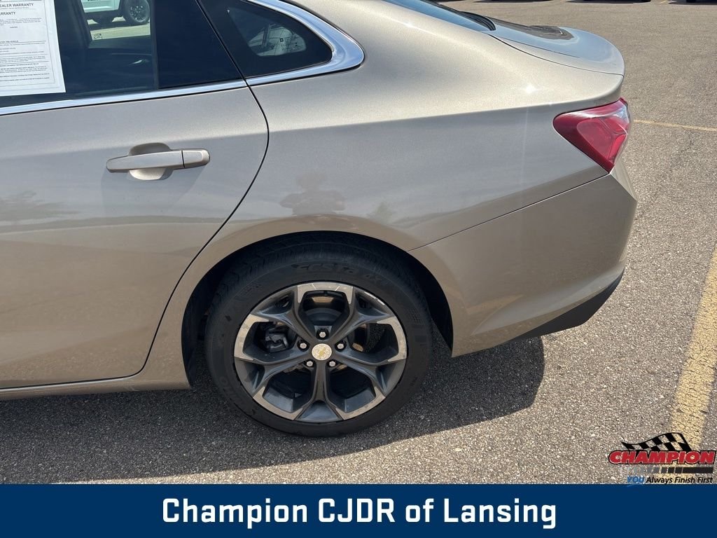 Used 2022 Gray Chevrolet LT image 30