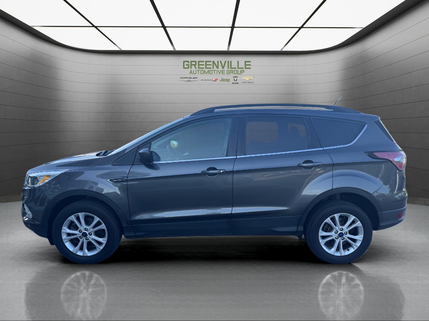 Used 2018 Ford Escape SE with VIN 1FMCU9GDXJUC98139 for sale in Greenville, AL