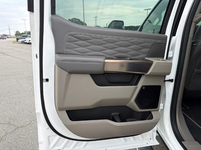 New 2026 Star White Metallic Tri-Coat Ford F-250® Platinum® image 15