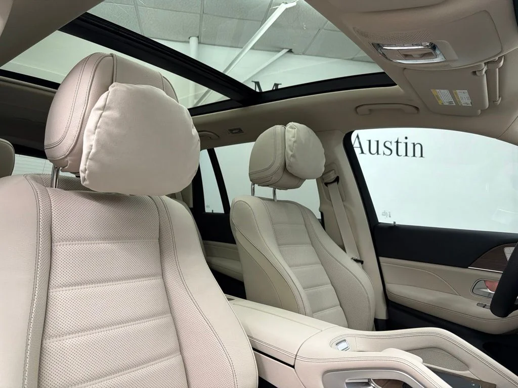 New 2026 White Mercedes-Benz GLS 450 image 27