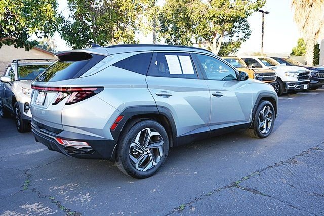 Used 2023 Silver Hyundai SEL image 7