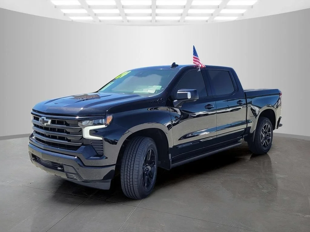 Used 2024 Black Chevrolet High Country image 8