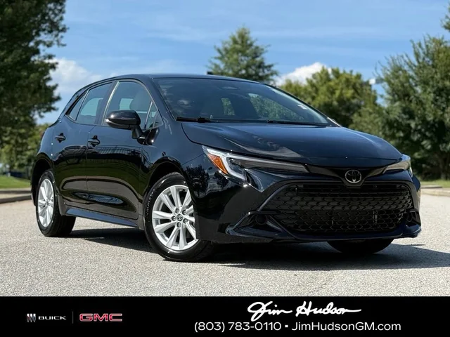 2025 Toyota Corolla Hatchback SE