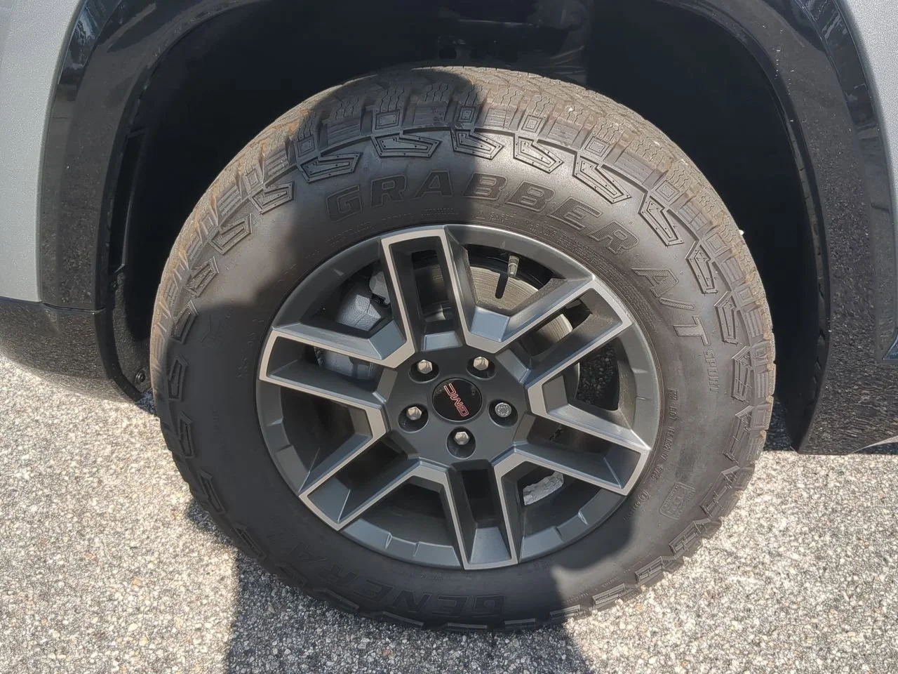 New 2026 Sterling Metallic GMC AT4 image 32