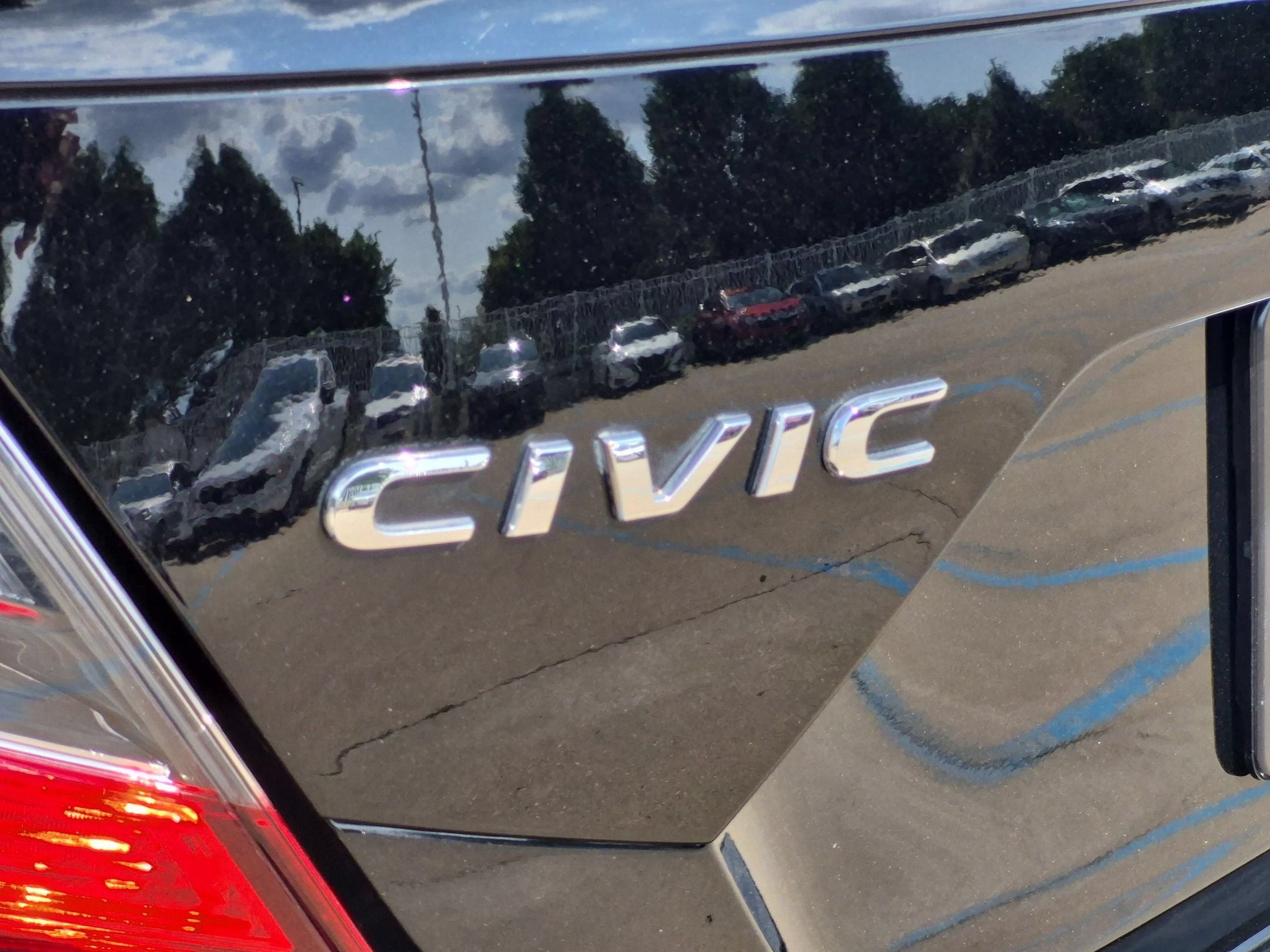 Used 2019 Crystal Black Pearl Honda LX Sedan image 25