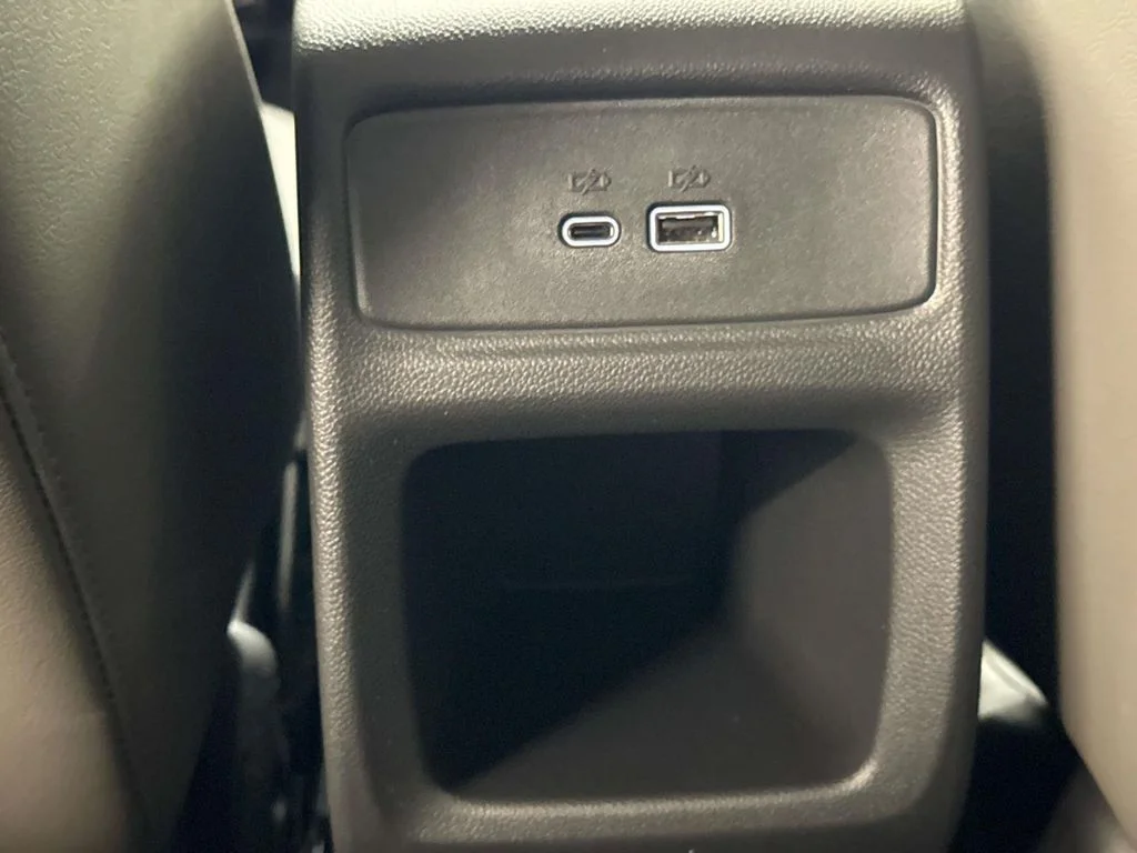 New 2026 Mosaic Black Metallic Chevrolet ACTIV image 15