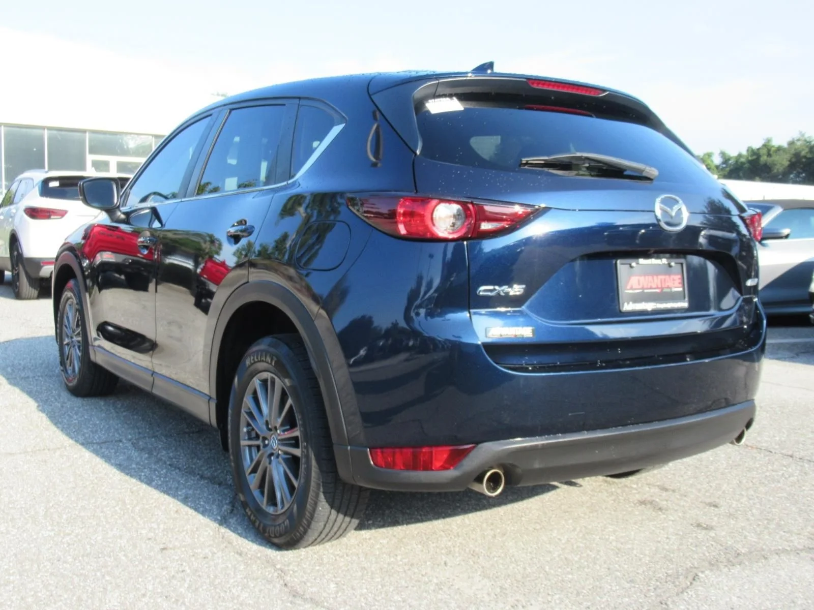 Used 2019 Blue Mazda Touring image 5