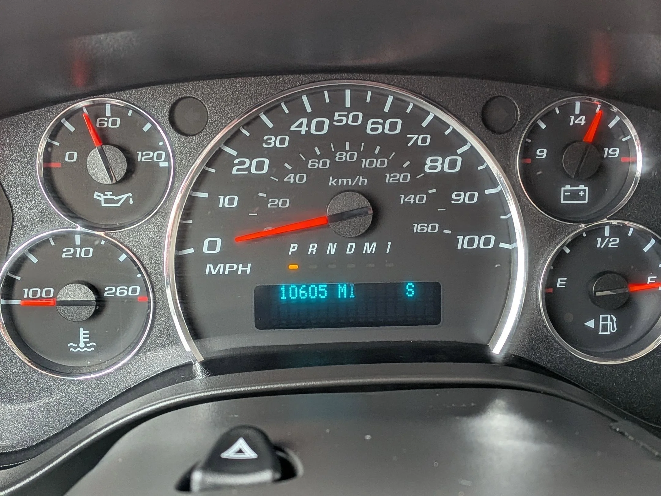 Used 2025 Summit White Chevrolet LT image 12