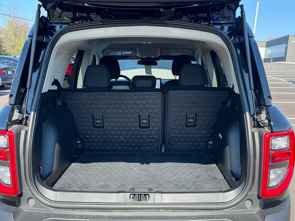 Used 2025 Shadow Black Ford Big Bend image 27