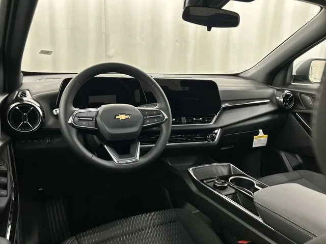2027 Chevrolet Equinox LT - Photo 22