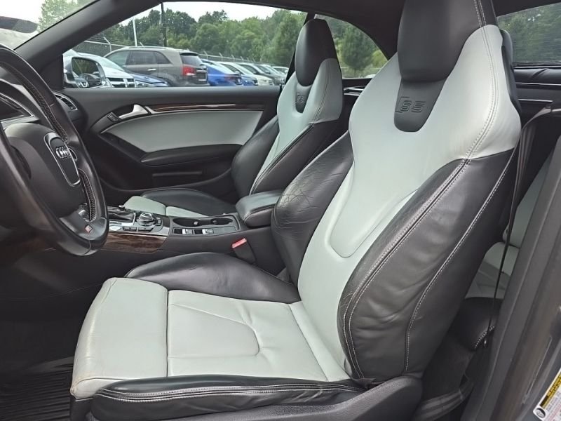 Used 2012 Gray Audi 3.0 Cabriolet Premium Plus image 11