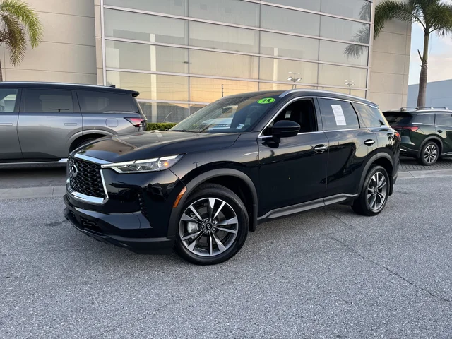 2025 INFINITI QX60 LUXE