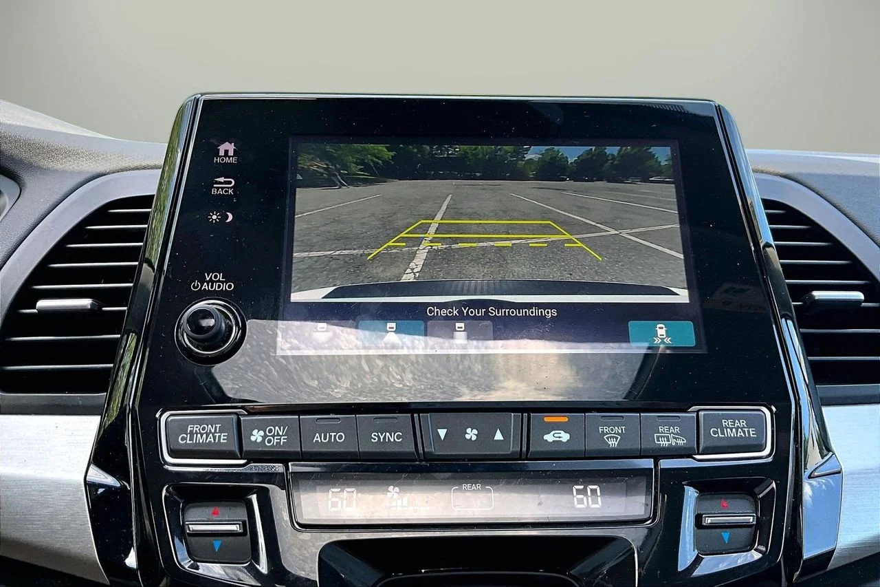 Used 2023  Honda EX-L image 13