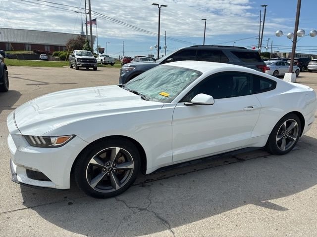 Used 2015 Ford Mustang V6 with VIN 1FA6P8AM0F5347061 for sale in Frankfort, KY