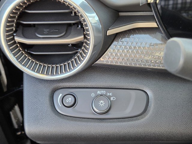 2026 Chevrolet Trax Activ - Photo 14