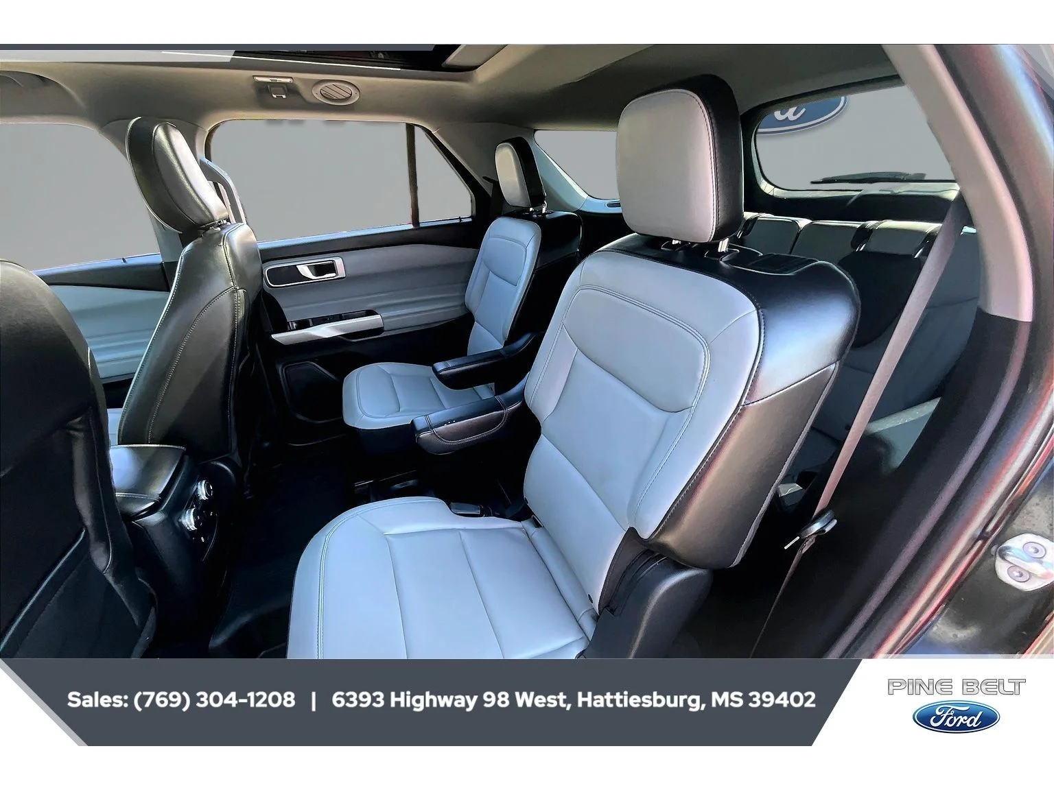 Used 2021 Agate Black Metallic Ford XLT image 19