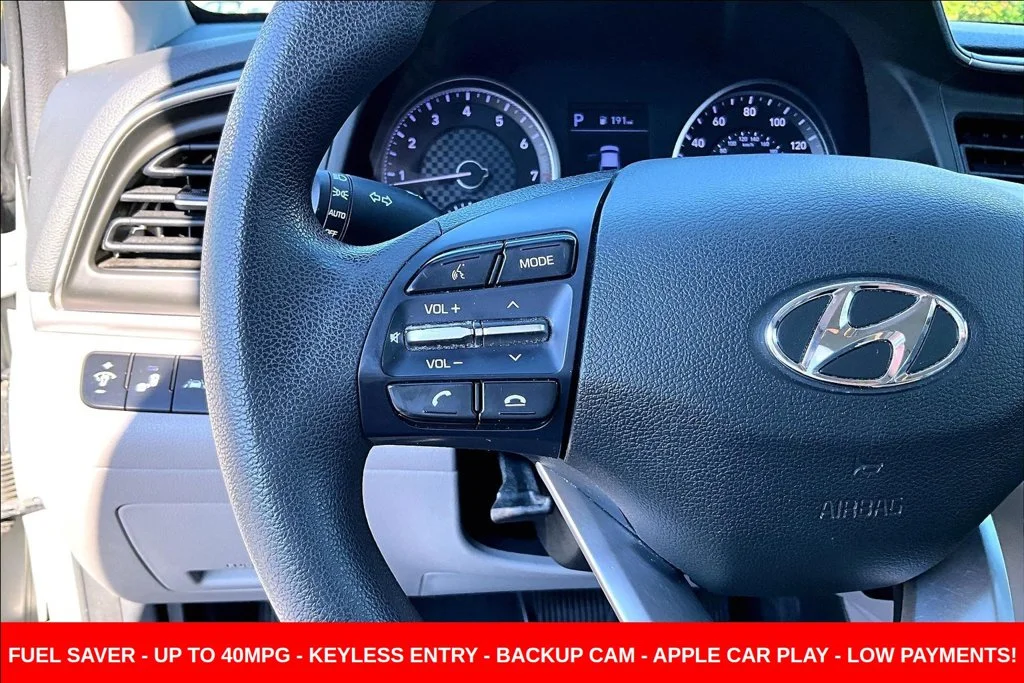 Used 2020 Silver Hyundai SEL image 13